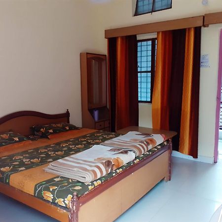 Hotel Jagat Raj, Sitapur Sitapur  외부 사진